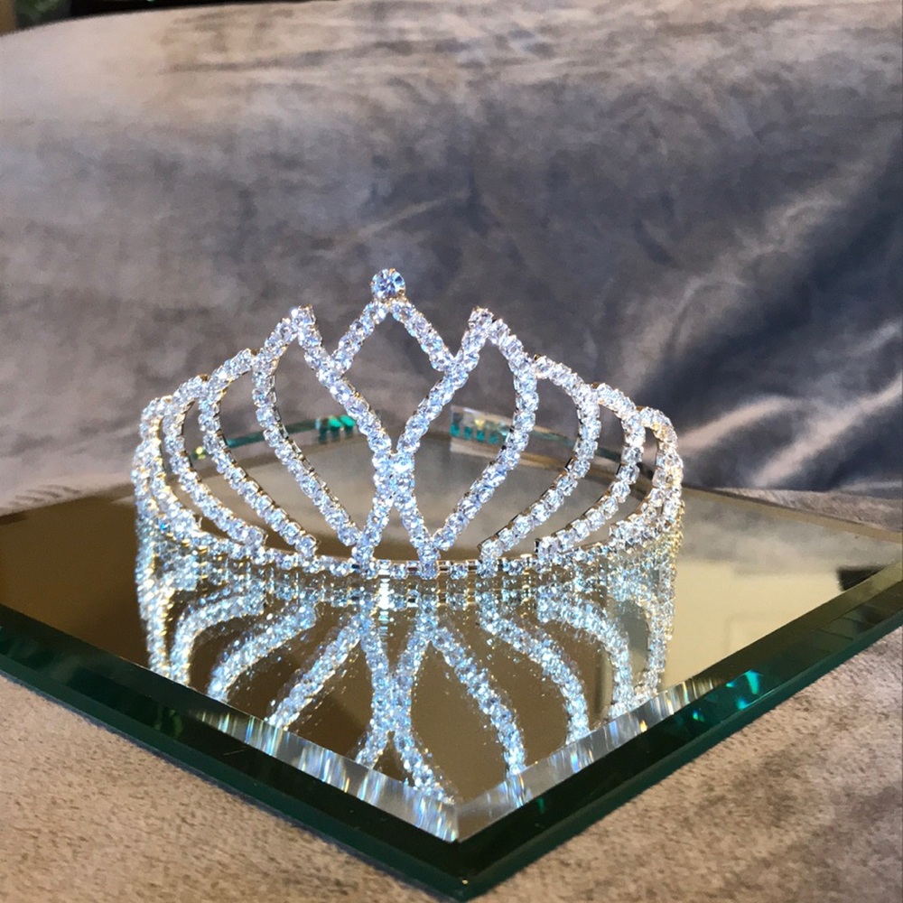 Tiara Crystal Rhinestone Silver (new) - Picture 6 of 6